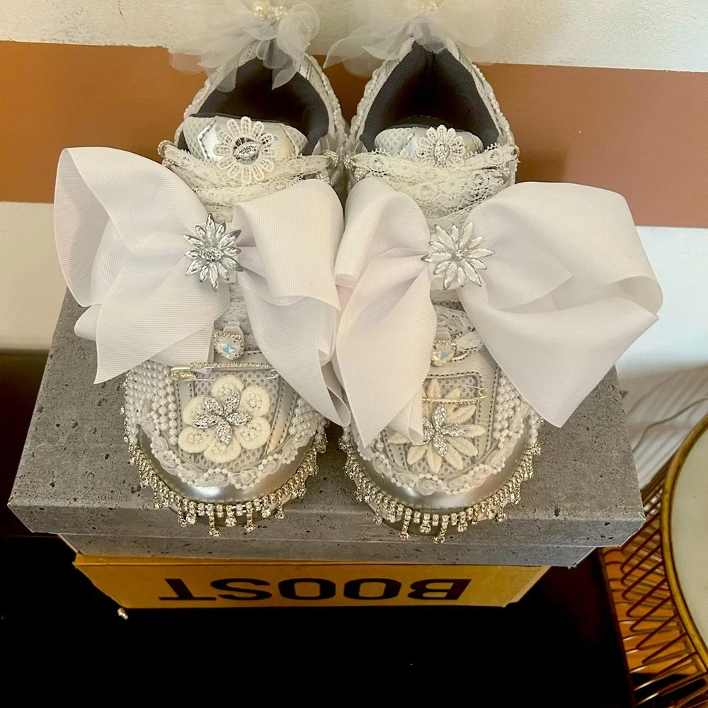 Revamped Avia 6000’s - Picture 6 of 7